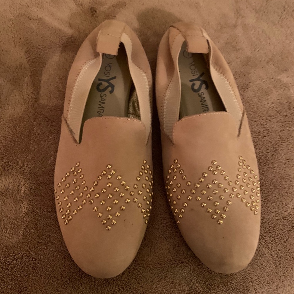 Ladies flats
